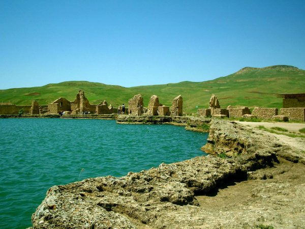 بیش از یک میلیون نفر از جاذبههای تاریخی آذربایجان غربی بازدید کردند بیش از یک میلیون نفر از جاذبههای تاریخی آذربایجان غربی بازدید کردند