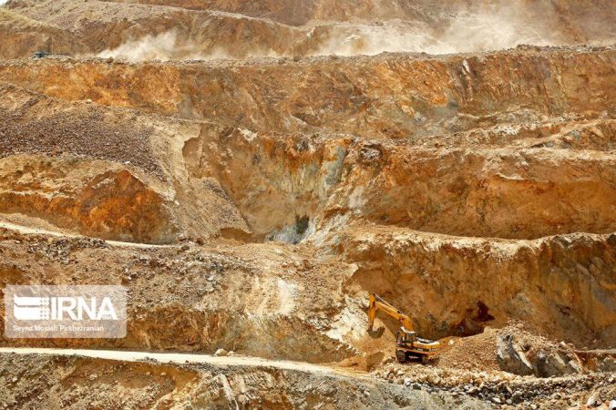 فعال‌سازی ۱۵ معدن راکد آذربایجان‌غربی؛ زمینه‌ای برای کارآفرینی و شکوفایی منطقه‌