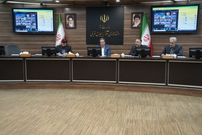 استفاده از ظرفیت بخش خصوصی در واردات کالا های اساسی ضروری است استفاده از ظرفیت بخش خصوصی در واردات کالا های اساسی ضروری است