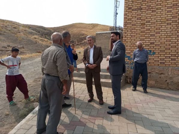 بررسی میدانی مشکلات ضروری است/ دولت نگاه توسعه محور به مناطق دارد