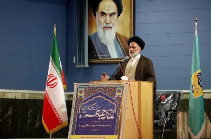 امام جمعه سلماس: رییس‌جمهور صدای ایستادگی ملت ایران را به جهان رساند