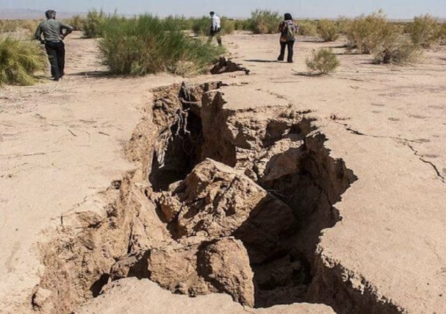 وضعیت فرونشست دشت سلماس فوق بحرانی شد وضعیت فرونشست دشت سلماس فوق بحرانی شد