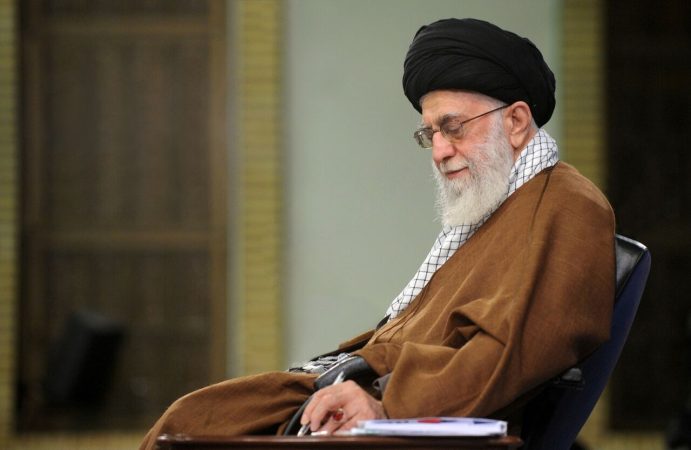 ۳۸ نفر از محکومان آذربایجان‌غربی مشمول عفو رهبر معظم انقلاب شدند