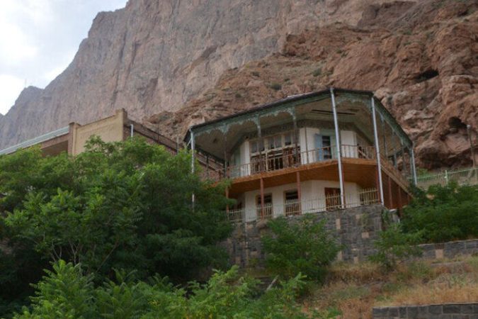 نیاز مبرم آذربایجان غربی به توسعه در صنعت گردشگری نیاز مبرم آذربایجان غربی به توسعه در صنعت گردشگری