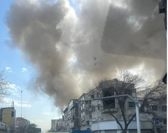 شنیده شدن صدای انفجار در برخی شهرهای ایران