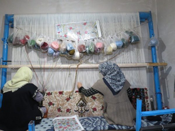 فرشبافی،صنعتی مغفول در آذربایجان غربی فرشبافی،صنعتی مغفول در آذربایجان غربی