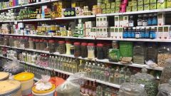 عطاری ها اجازه دخالت در امور پزشکی را ندارند